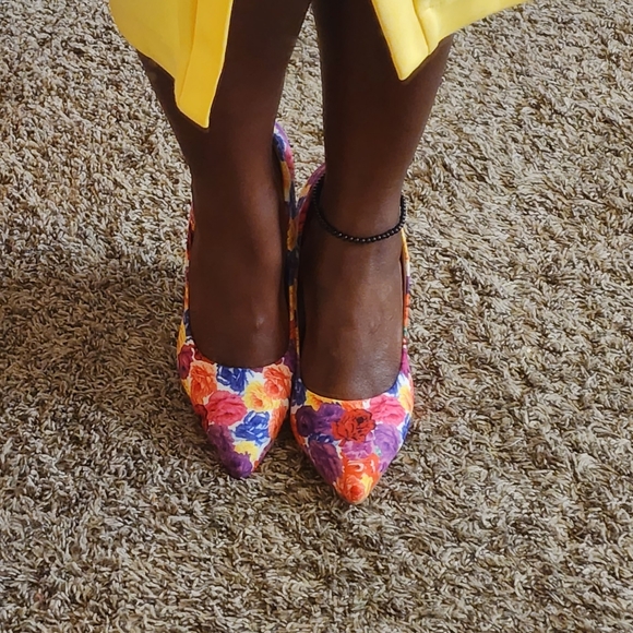 Dream Pairs Tayler Floral High Heels Size 11 - Picture 7 of 9